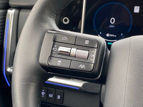 New 2026 Hyundai Santa Fe Limited AWD/4WD image 17