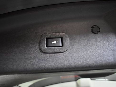 Used 2023 INFINITI QX80 Premium Select w/ All-Season Package image 34