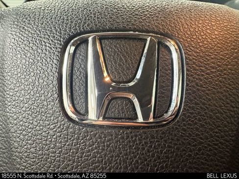 Used 2021 Honda Pilot Touring image 22