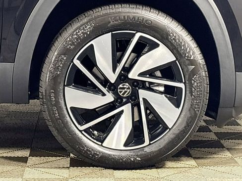 New 2026 Volkswagen Atlas SEL image 24