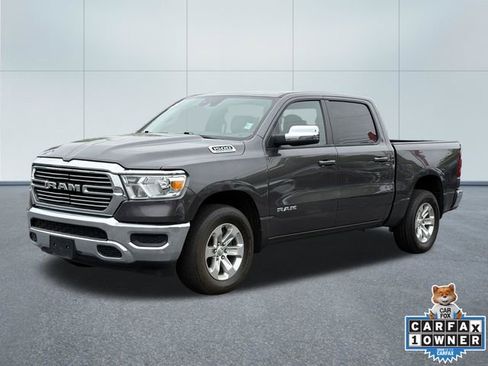 Used 2024 RAM 1500 Laramie AWD/4WD image 6