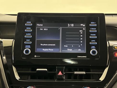 Used 2022 Toyota Camry LE image 18