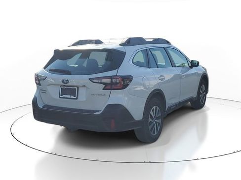 Used 2021 Subaru Outback AWD/4WD image 3