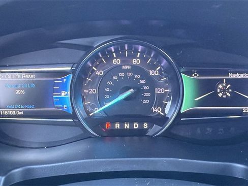 Used 2018 Ford Explorer Limited image 34