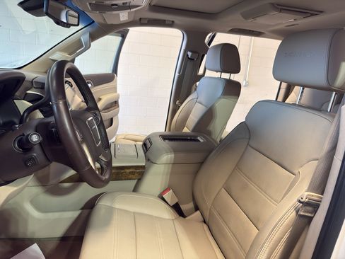 Used 2016 GMC Yukon XL Denali w/ Open Road Package AWD/4WD image 16