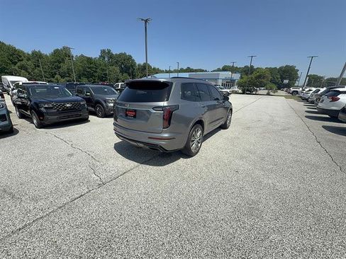 Used 2021 Cadillac XT6 Sport AWD/4WD image 7