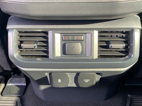 Certified 2024 Ford F150 Raptor image 22