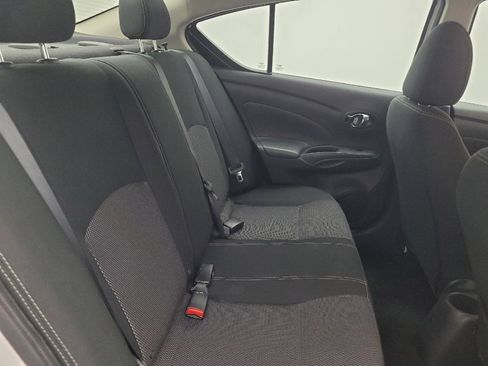 Used 2017 Nissan Versa SV FWD image 19