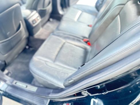 Used 2011 Hyundai Genesis 4.6 RWD image 15