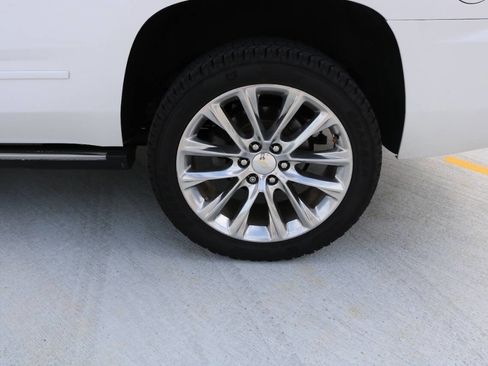 Used 2019 Chevrolet Tahoe Premier w/ Premier Plus Edition AWD/4WD image 34