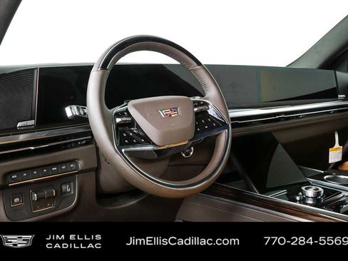 New 2026 Cadillac Escalade Luxury w/ Touring Package AWD/4WD image 4