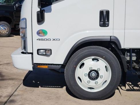 New 2024 Chevrolet Low Cab Forward 4500XD RWD image 13