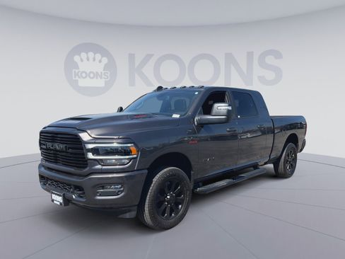 Used 2024 RAM 2500 Laramie w/ Night Edition image 7