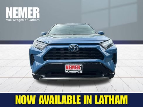Used 2022 Toyota RAV4 SE w/ Convenience Package AWD/4WD image 5