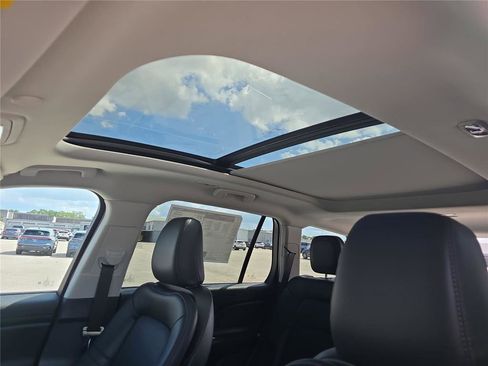 New 2026 Lincoln Aviator AWD image 23