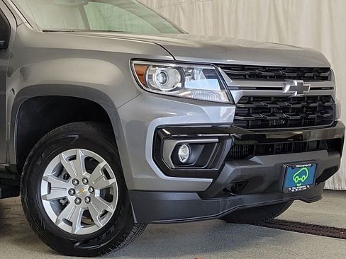 Certified 2022 Chevrolet Colorado LT w/ Luxury Package image 2