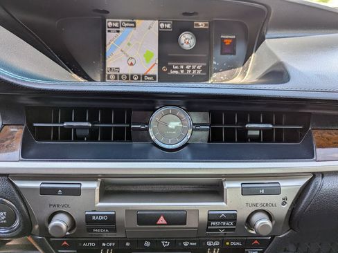 Used 2015 Lexus ES 350 FWD image 22