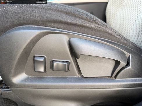 Used 2014 Chevrolet Equinox LS FWD image 16