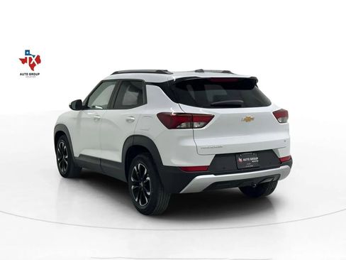 Used 2021 Chevrolet TrailBlazer LT w/ Premium Seating Package image 5