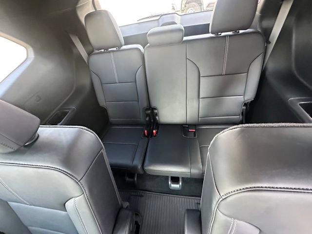 New 2026 GMC Acadia Elevation w/ Black Edition FWD image 23