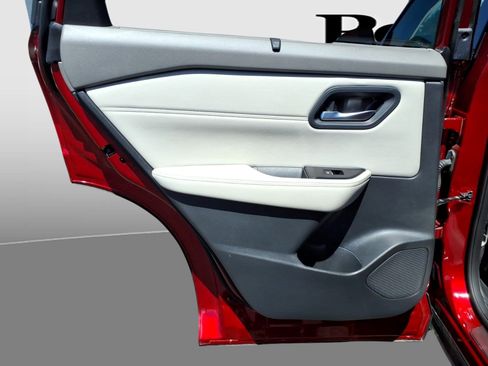 Certified 2023 Nissan Rogue SL w/ SL Premium Package AWD/4WD image 12