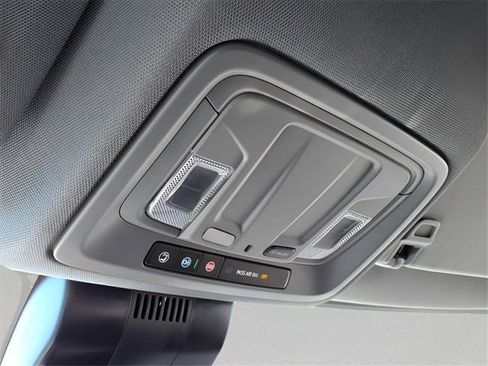 Used 2025 Chevrolet Silverado 3500 LT w/ Convenience Package image 26