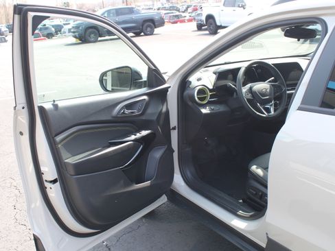 New 2026 Chevrolet Trax ACTIV image 8