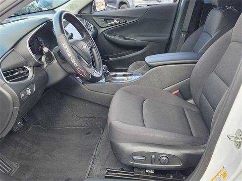 Used 2022 Chevrolet Malibu LT image 5