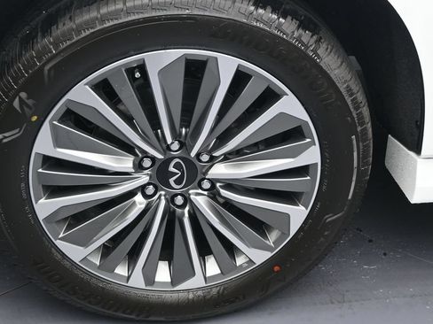 New 2027 INFINITI QX80 Luxe AWD/4WD image 5