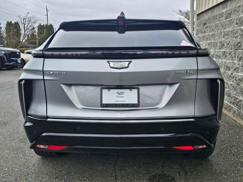 Certified 2024 Cadillac Lyriq Luxury image 6