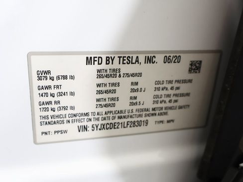 Used 2020 Tesla Model X Long Range image 51