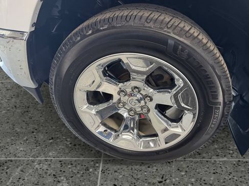Used 2019 RAM 1500 Big Horn AWD/4WD image 28