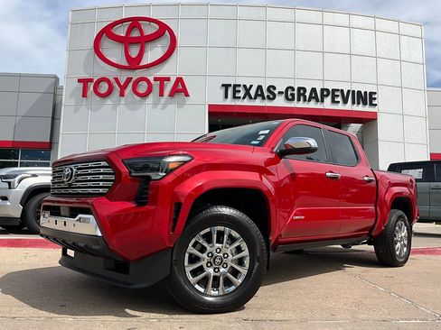 Used 2024 Toyota Tacoma Limited w/ Limited Package (LT) image 2