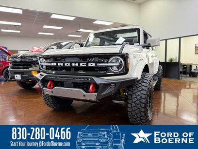 New 2025 Ford Bronco Outer Banks