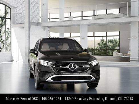 Used 2026 Mercedes-Benz GLC 300 4MATIC image 8