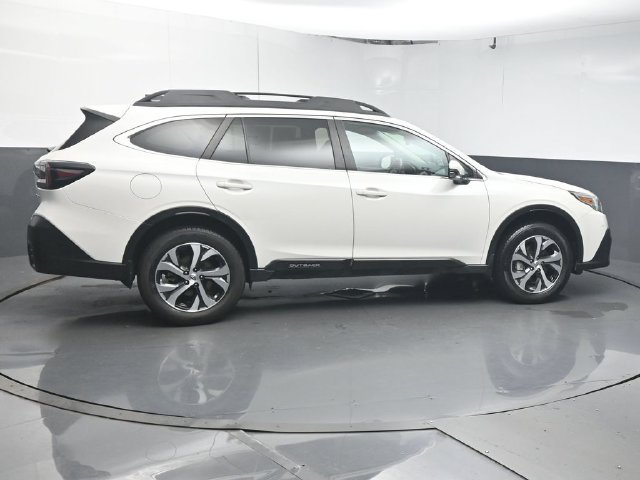 Used 2020 Subaru Outback Limited w/ Popular Package #2 AWD/4WD image 8