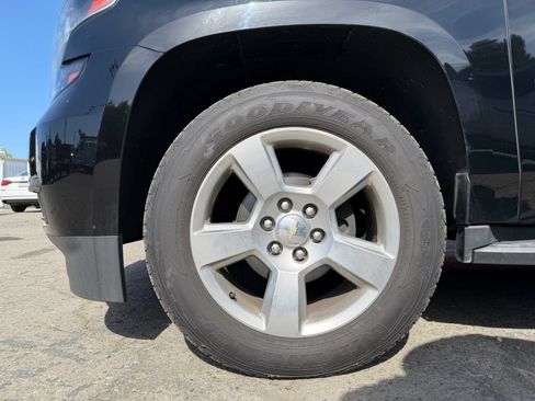 Used 2020 Chevrolet Suburban LS w/ Max Trailering Package AWD/4WD image 9