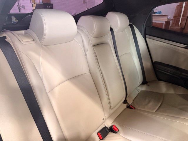 Used 2020 Honda Civic EX-L image 24