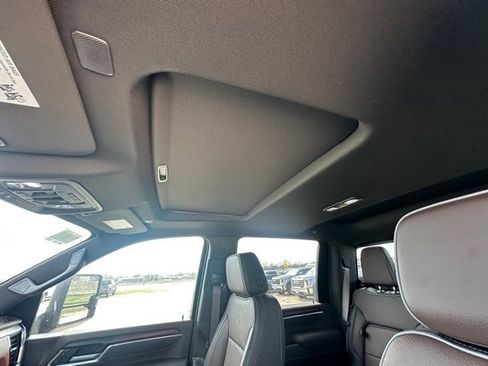 New 2026 GMC Sierra 2500 Denali w/ Denali Reserve Package image 24
