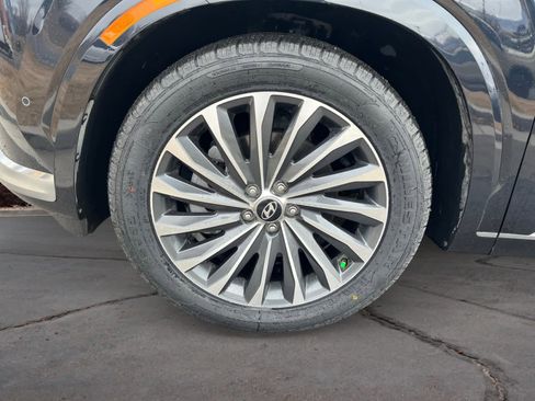 Used 2024 Hyundai Palisade Calligraphy image 14