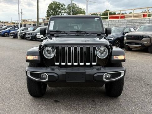 Used 2023 Jeep Wrangler Unlimited Sahara AWD/4WD image 9