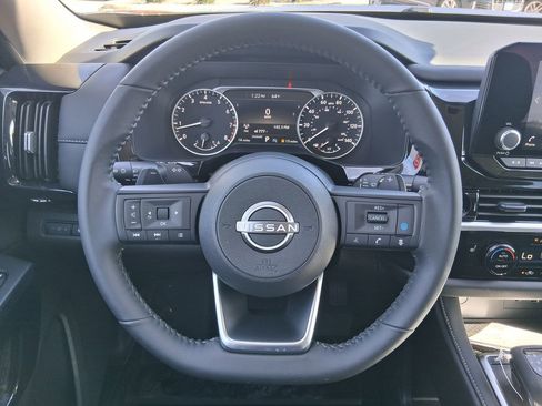 New 2026 Nissan Pathfinder SV w/ Cargo Package AWD/4WD image 11