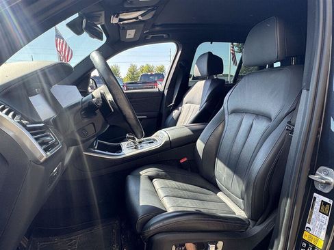 Used 2022 BMW X5 M50i w/ Executive Package AWD/4WD image 4