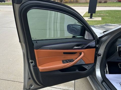 Used 2019 BMW M5 w/ Executive Package image 19