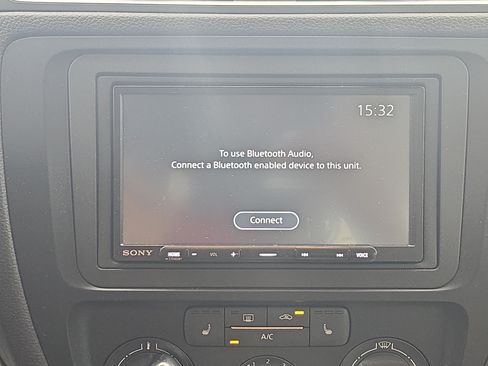 Used 2014 Volkswagen Jetta TDI FWD image 20