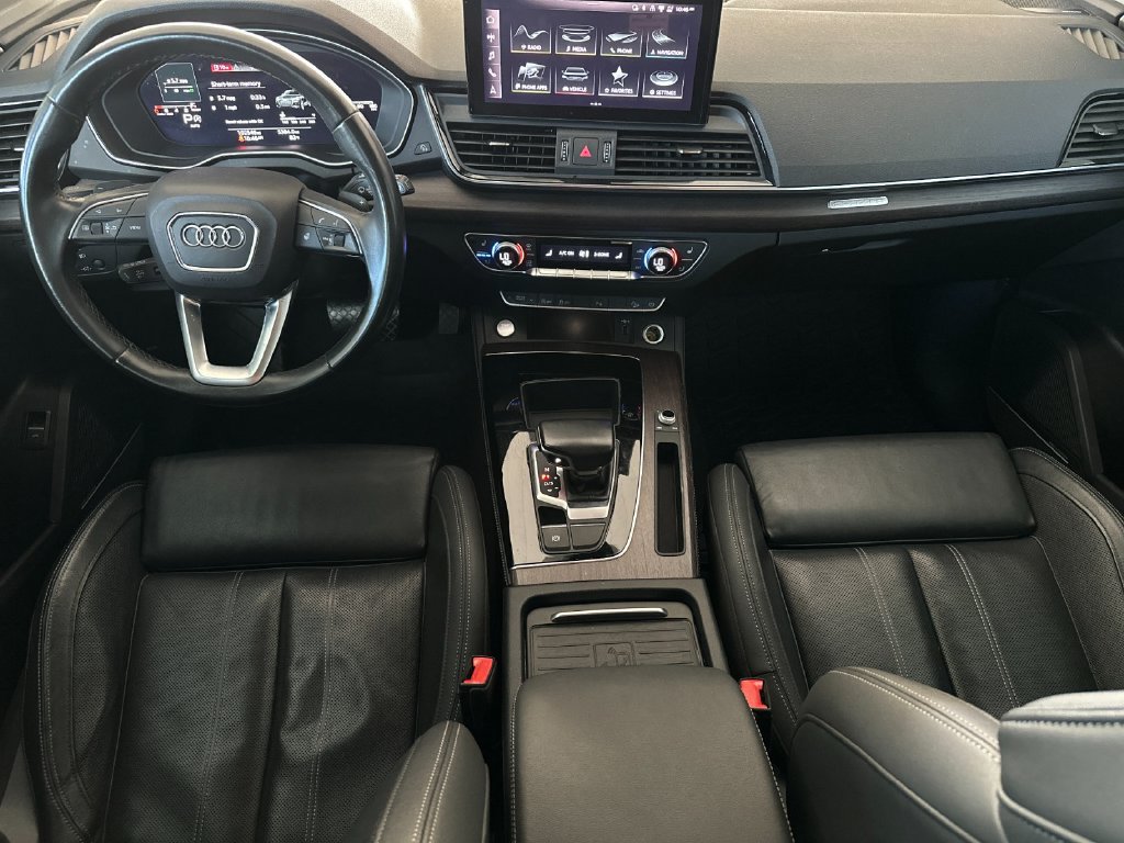 Used 2021 Audi Q5 2.0T Premium Plus w/ Premium Plus Package AWD/4WD image 12