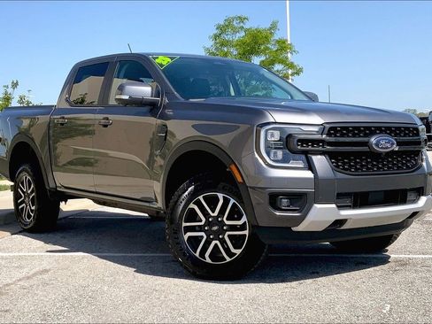 Used 2025 Ford Ranger Lariat w/ Advanced Towing Package AWD/4WD image 31
