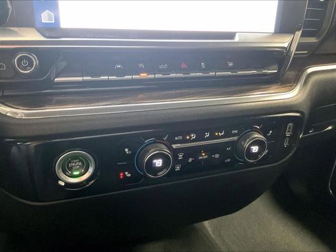 Used 2024 Chevrolet Silverado 1500 LT image 25