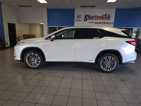Used 2022 Lexus RX 450hL Luxury w/ Cold Area Package (CT) image 5