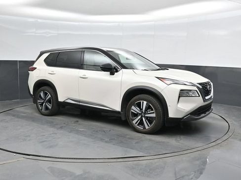 Used 2023 Nissan Rogue SL w/ SL Premium Package FWD image 6